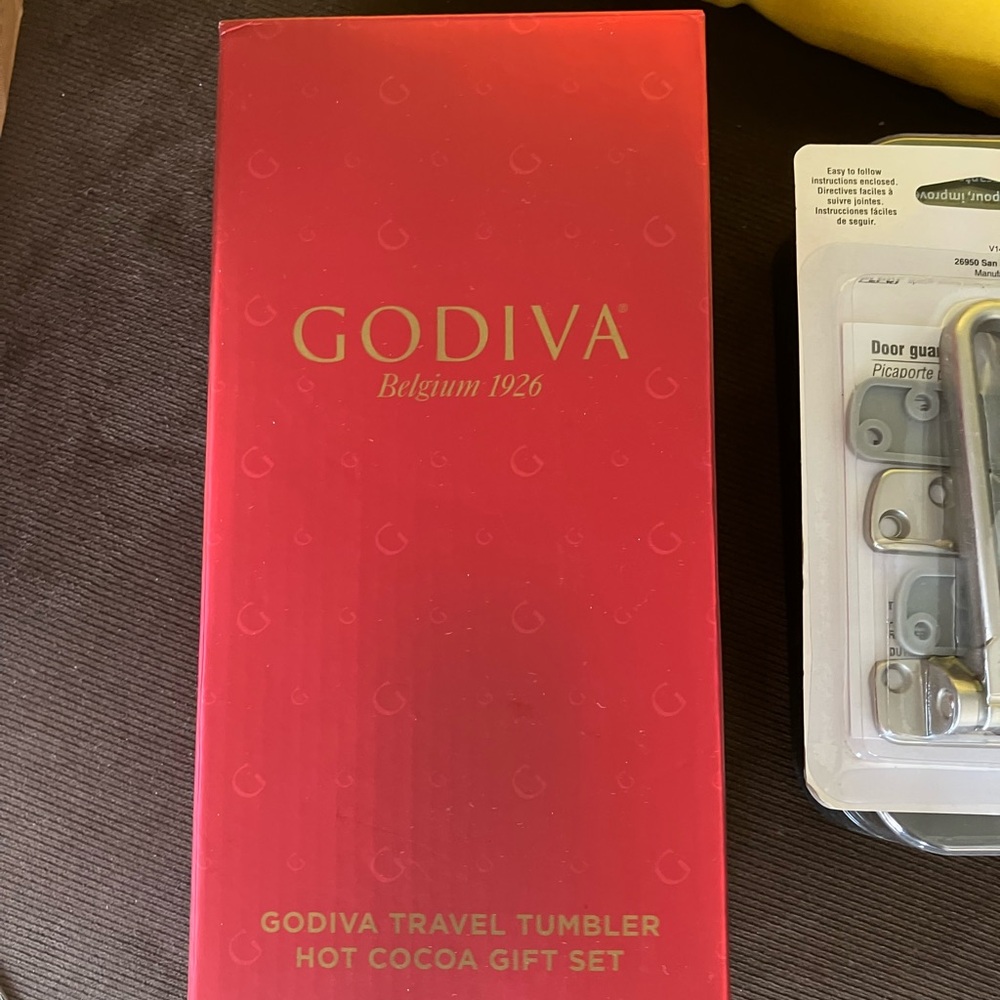 Diva black Travel Tumbler - Picture 2 of 4